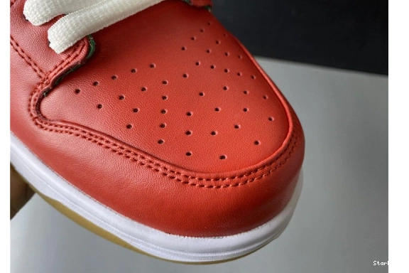 Low Red Dunk Orange Green Nike CZ5130-600 SB 0806